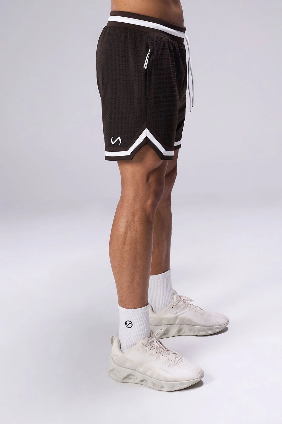 Brown TLF Evolve Mesh 6 Inch Shorts — product video showing the breathable mesh fabric, zip pockets and 4-way stretch