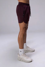 Maroon Reps Mesh 5 Inch Fitted Shorts — product video showing the breathable mesh fabric, zip pockets and fitted silhouette