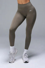 Cosmic Seamless Scrunch Butt Leggings