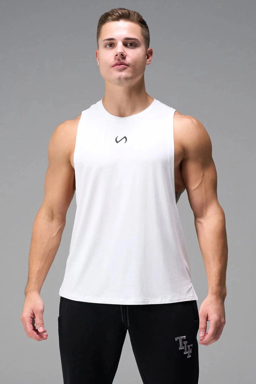 Front View of White Vital Air-Flex Drop Arm Tank